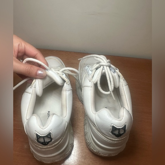 Naked Wolfe White Leather Sporty Platform Sneaker USA SIZE 6 - Picture 7 of 10